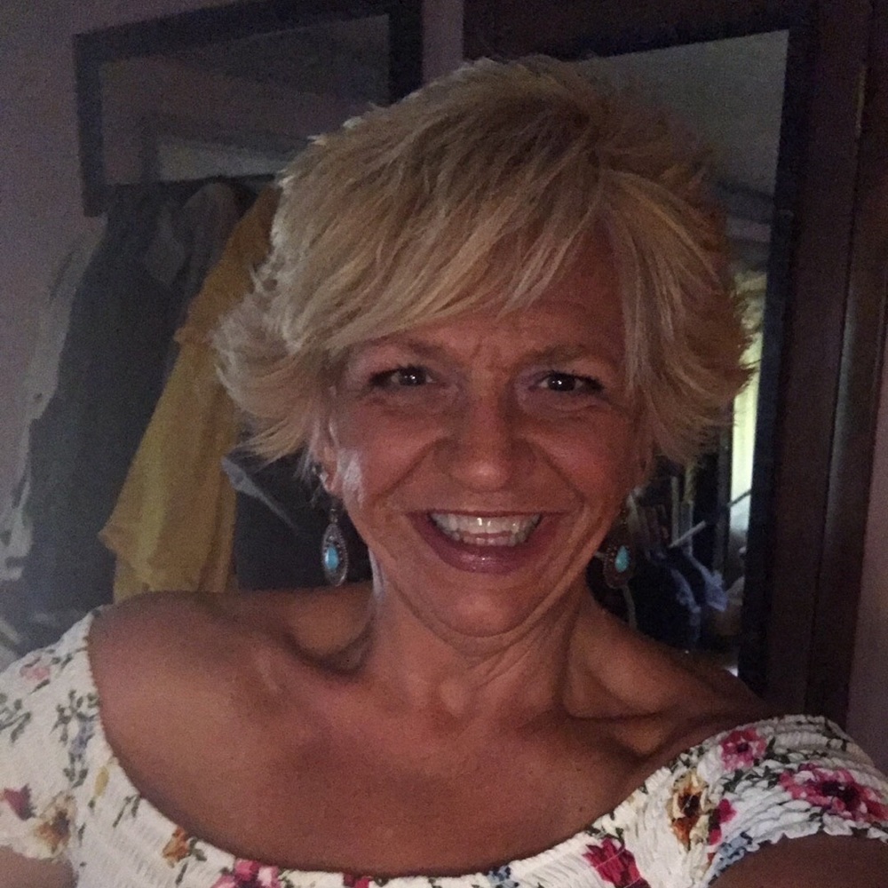 Meet your Posher, Cyndi